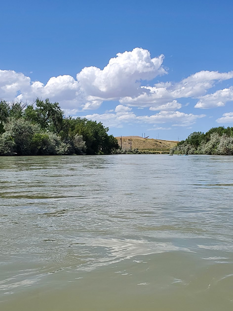 North Platte River scenic views in Wyoming
